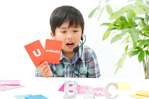 聞くことと話すことに力を入れる